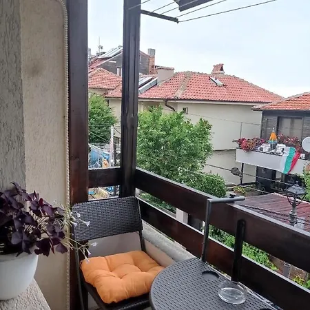 Casa de hóspedes елени *